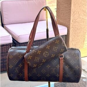 Authentic Louis Vuitton Papillon 30 with Companion